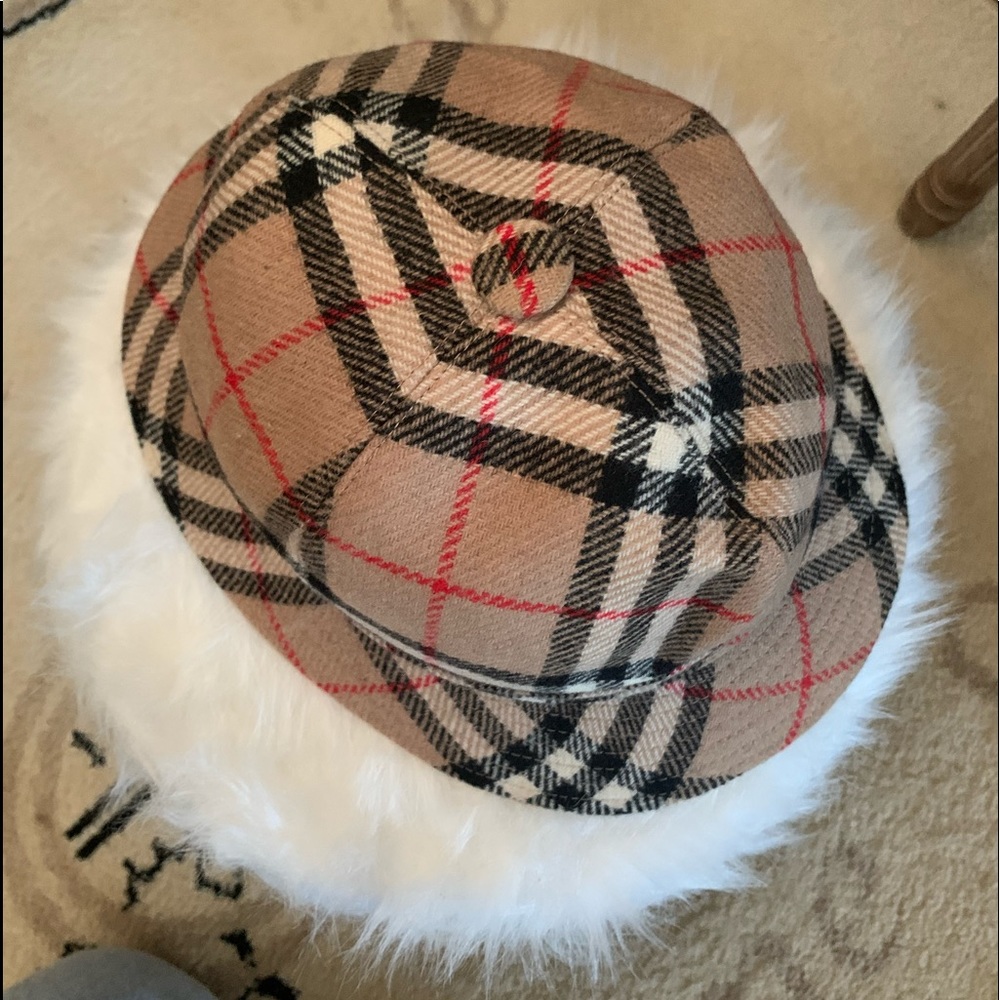 Vintage Burberrys’ hat